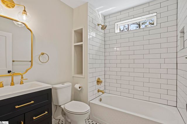 29 Fore Avenue, Greenville, SC 29607