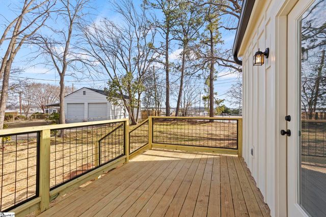 29 Fore Avenue, Greenville, SC 29607