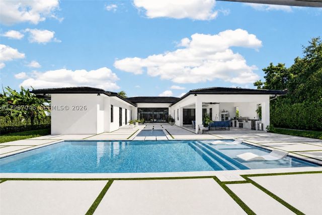 11681 SW 93rd St, Miami, FL 33176