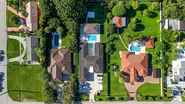 11681 SW 93rd St, Miami, FL 33176