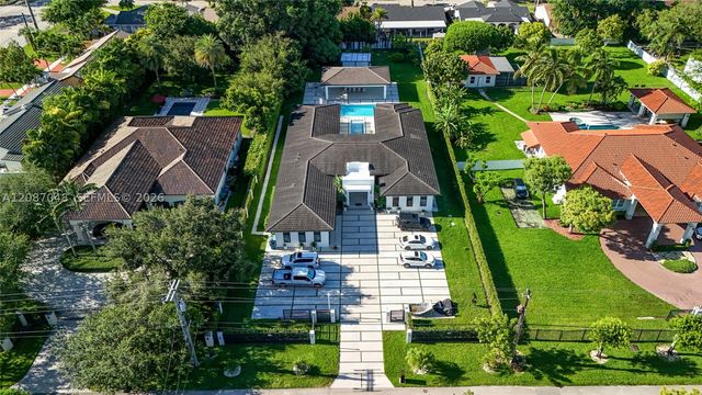 11681 SW 93rd St, Miami, FL 33176