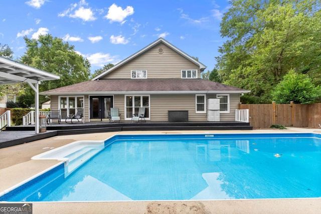 4785 Hiawatha Drive, Gainesville, GA 30506