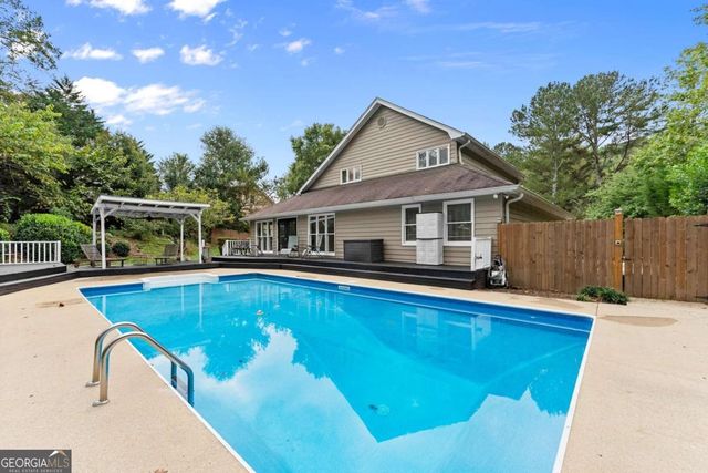 4785 Hiawatha Drive, Gainesville, GA 30506