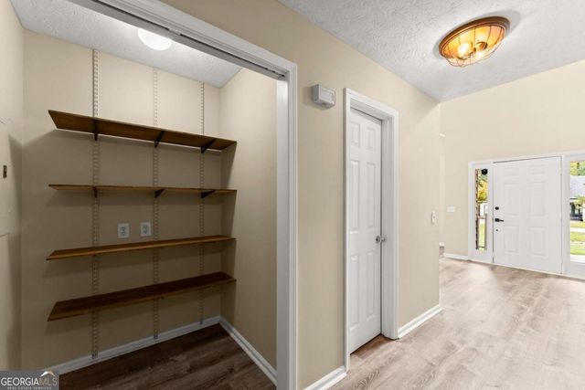 4785 Hiawatha Drive, Gainesville, GA 30506