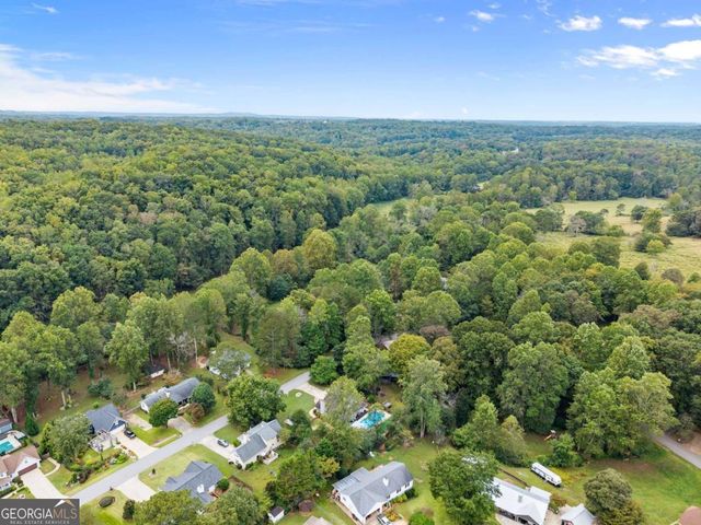 4785 Hiawatha Drive, Gainesville, GA 30506