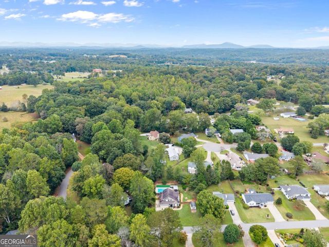 4785 Hiawatha Drive, Gainesville, GA 30506