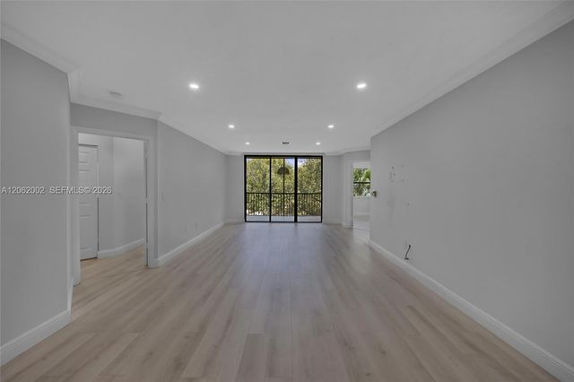 4300 NW 30th St 341, Coconut Creek, FL 33066