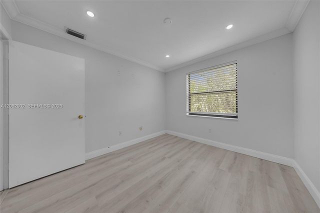 4300 NW 30th St 341, Coconut Creek, FL 33066