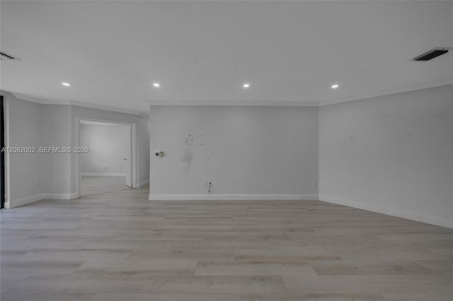 4300 NW 30th St 341, Coconut Creek, FL 33066