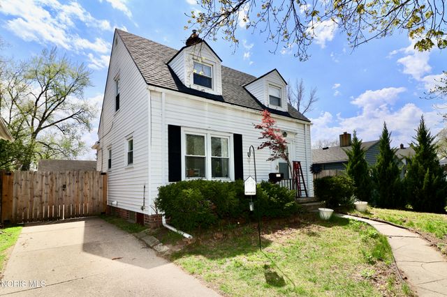 3019 Berdan Avenue, Toledo, OH 43613