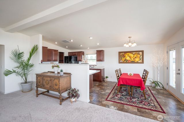 7654 Bouldercrest Road NE, Moses Lake, WA 98837