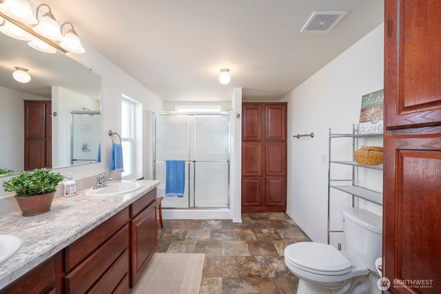 7654 Bouldercrest Road NE, Moses Lake, WA 98837