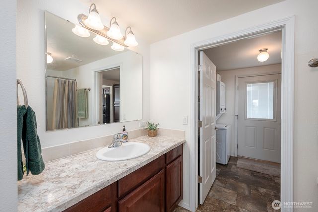 7654 Bouldercrest Road NE, Moses Lake, WA 98837