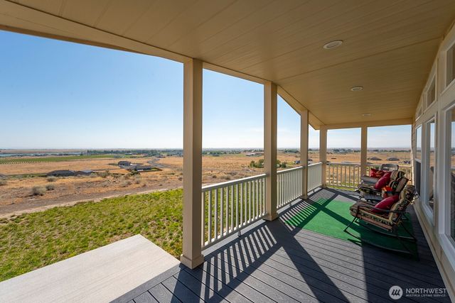 7654 Bouldercrest Road NE, Moses Lake, WA 98837