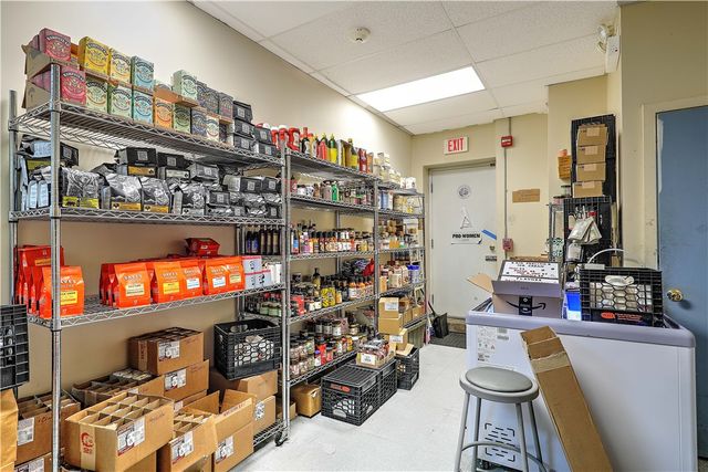 756 Hope Street, Providence, RI 02906