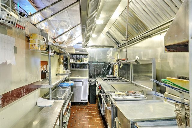 756 Hope Street, Providence, RI 02906