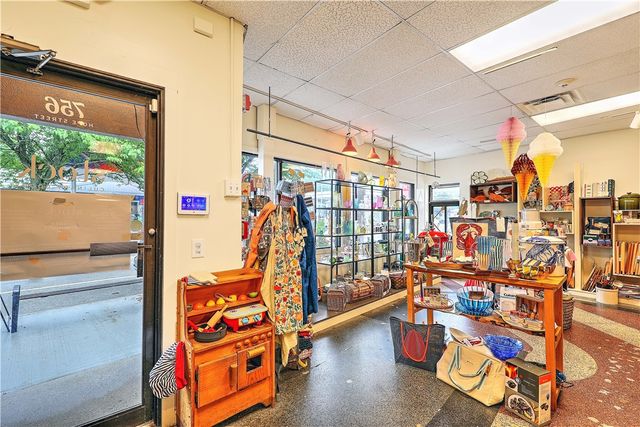 756 Hope Street, Providence, RI 02906