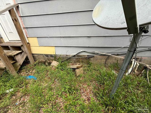 6793 Gulley Ln, Pensacola, FL 32505