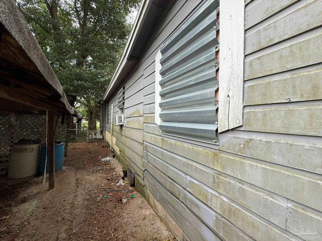 6793 Gulley Ln, Pensacola, FL 32505
