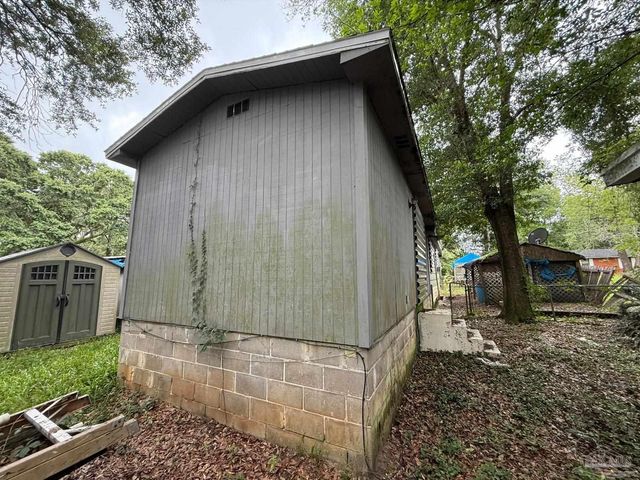 6793 Gulley Ln, Pensacola, FL 32505