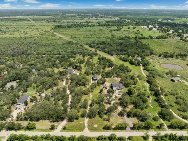 3705 Callihan RD, Luling, TX 78648