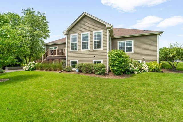 7208 W River Birch DRIVE, Mequon, WI 53092