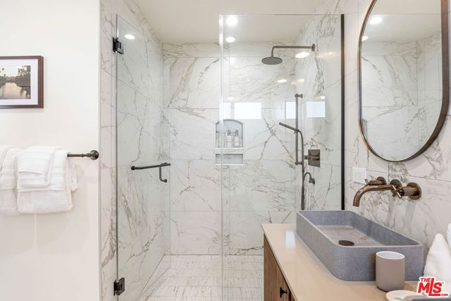 2908 Pacific Avenue, Venice, CA 90291