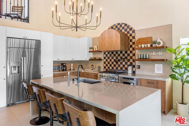 2908 Pacific Avenue, Venice, CA 90291