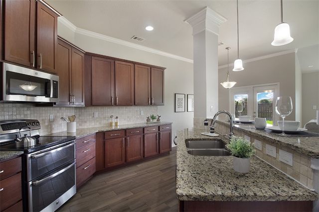 420 Palmer Drive, Portland, TX 78374