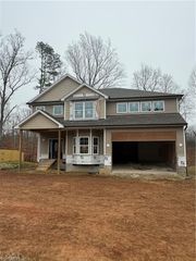 2674 Splitbrooke Drive, High Point, NC 27265