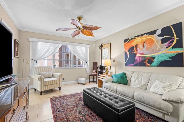 400 NE 20th Street, Boca Raton, FL 33431