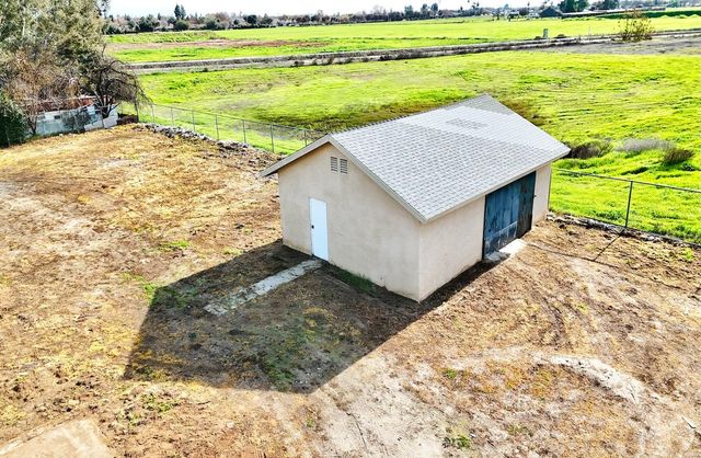 5120 E Church, Fresno, CA 93725