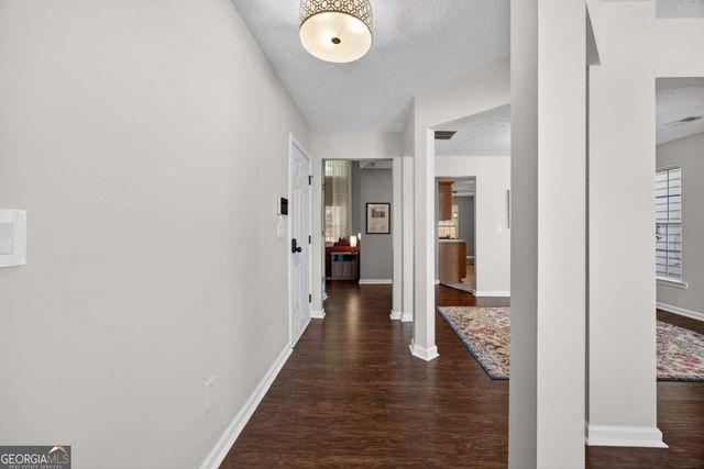 9899 Vista Circle, Union City, GA 30291