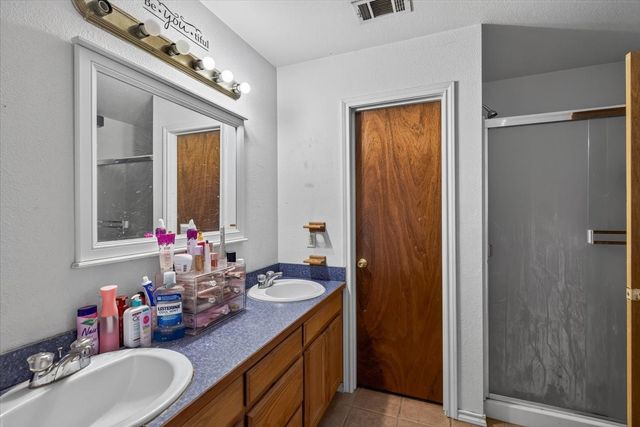 12281 County Road 2149, Kemp, TX 75143