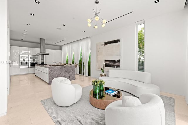 1031 W 48th st, Miami Beach, FL 33140