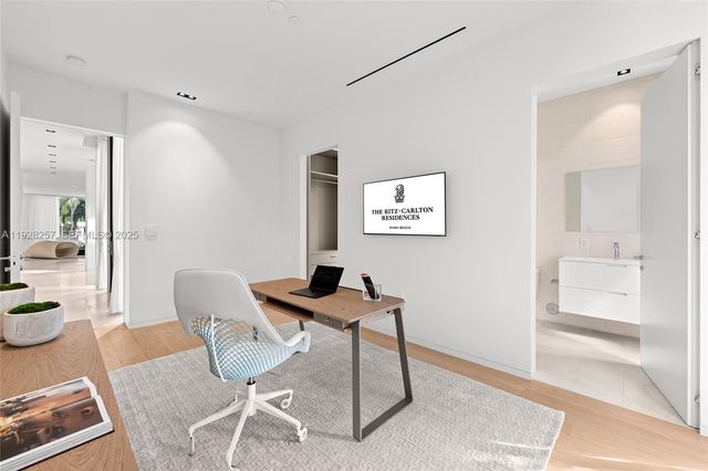 1031 W 48th st, Miami Beach, FL 33140