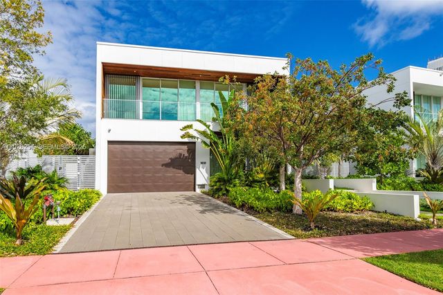 1031 W 48th st, Miami Beach, FL 33140