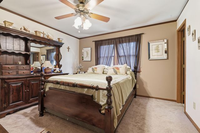 446 N Glenwood Drive, Griffith, IN 46319
