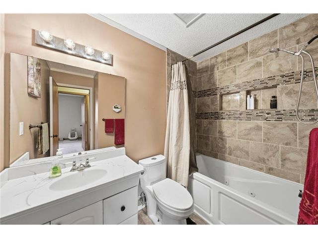 6129 78th Avenue, Minneapolis, MN 55443