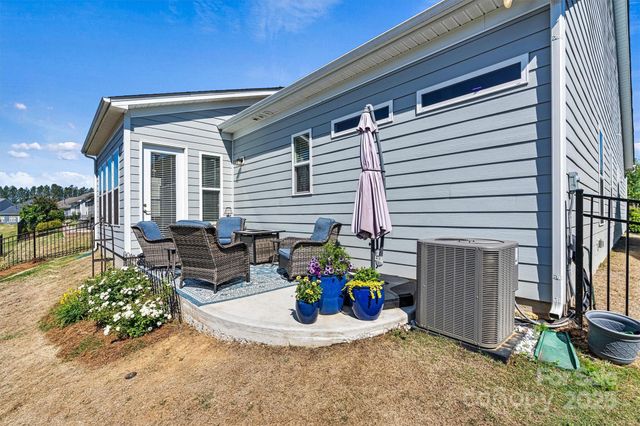 213 Warbler Drive, Wesley Chapel, NC 28110