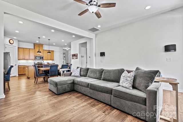 213 Warbler Drive, Wesley Chapel, NC 28110