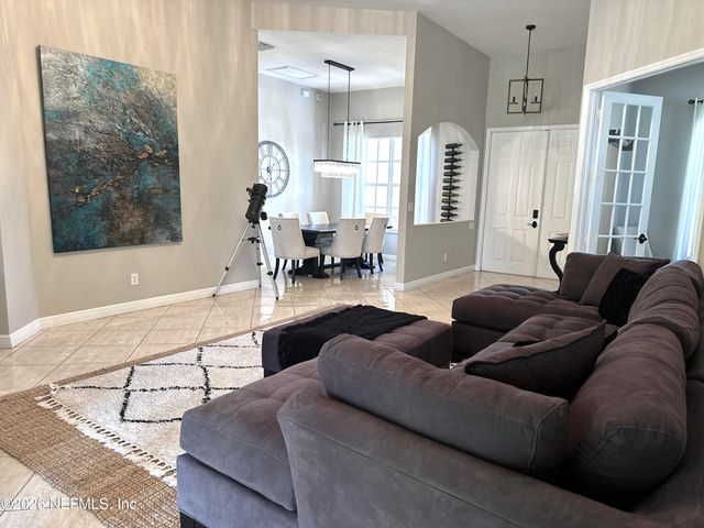 2372 SW PAMONA Street, Port St. Lucie, FL 34953