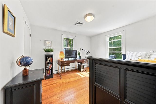 14 Woodhill Drive, Cranston, RI 02920