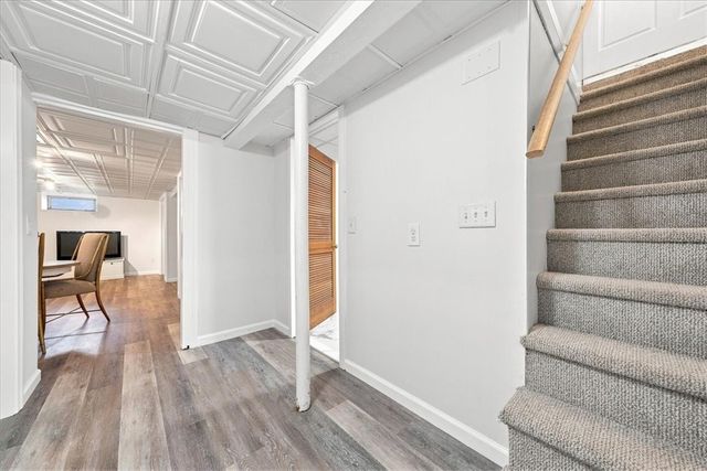 14 Woodhill Drive, Cranston, RI 02920