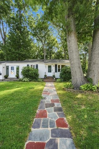 14 Woodhill Drive, Cranston, RI 02920