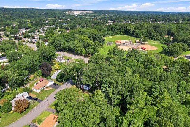 14 Woodhill Drive, Cranston, RI 02920