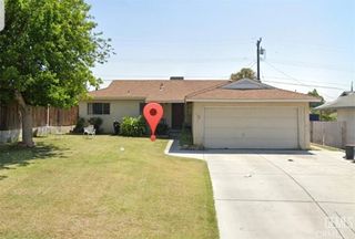 2217 Fairfax Road, Bakersfield, CA 93306