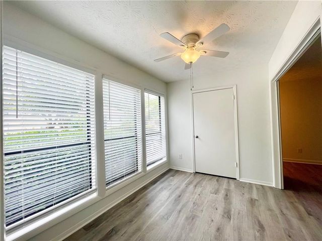 320 Park Ridge Circle, Marietta, GA 30068