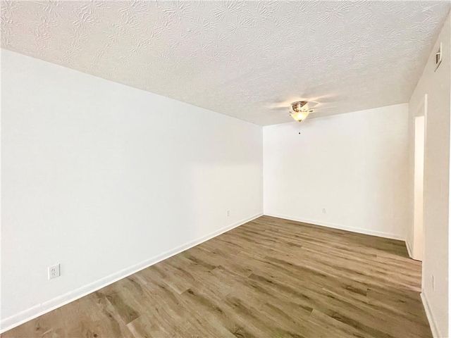 320 Park Ridge Circle, Marietta, GA 30068