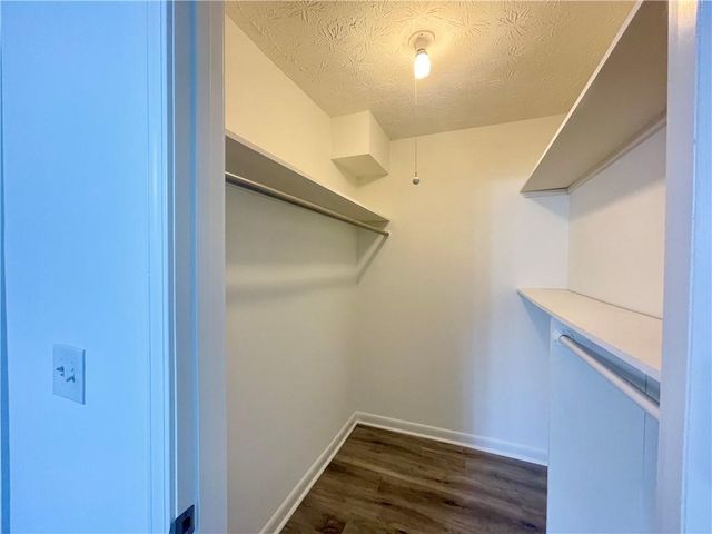 320 Park Ridge Circle, Marietta, GA 30068